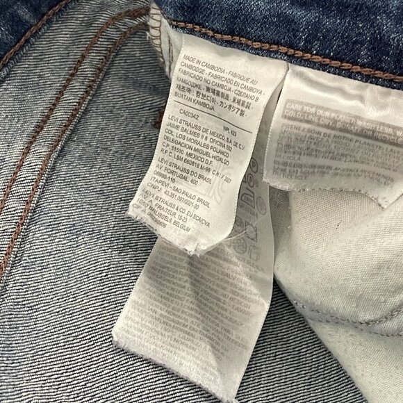 Levi's Demi Curve Jeans Womens 8/29 Blue Classic Mid-Rise Straight Denim Pants - Picture 9 of 12